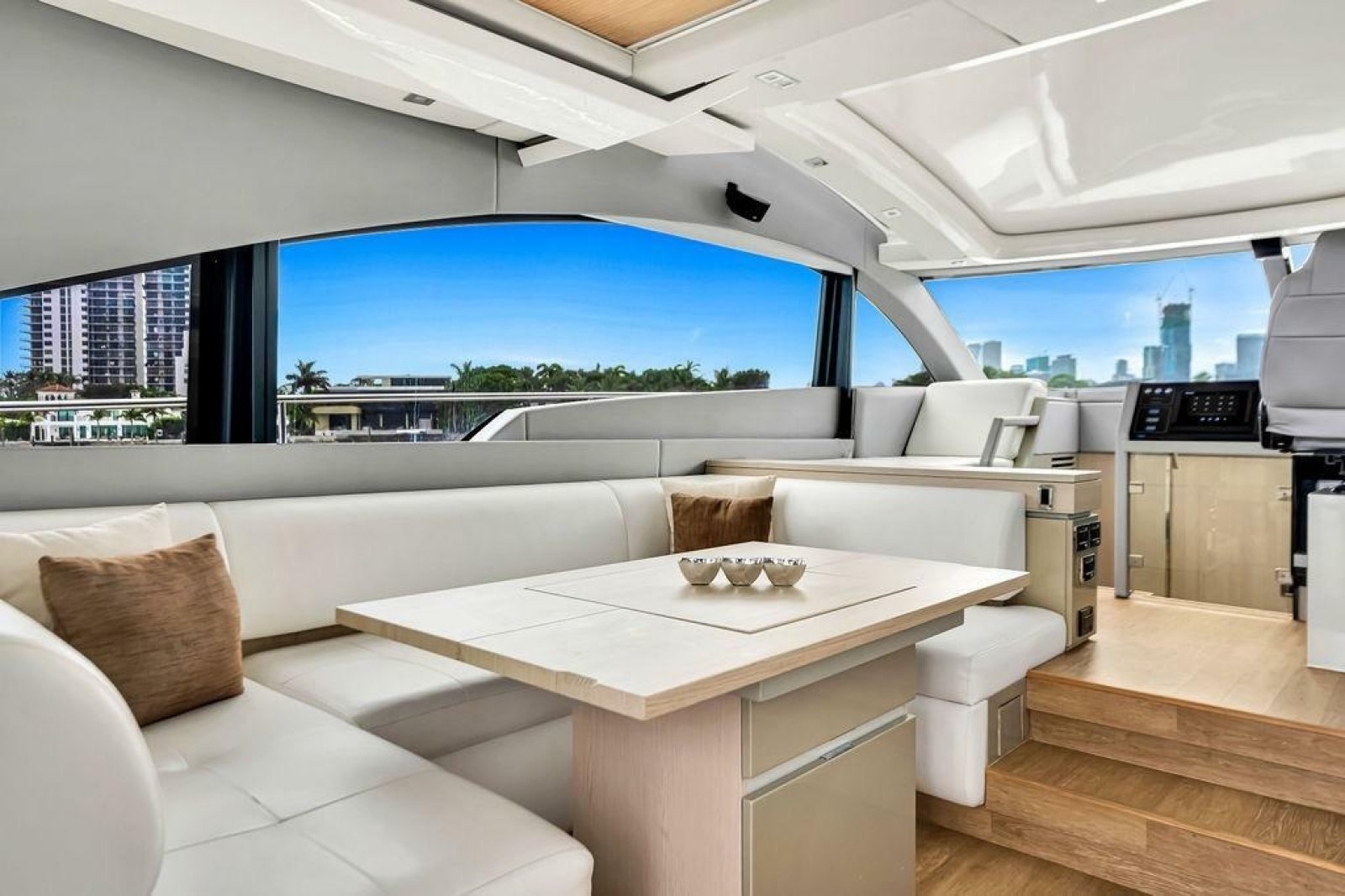 2012 Fairline Targa 58