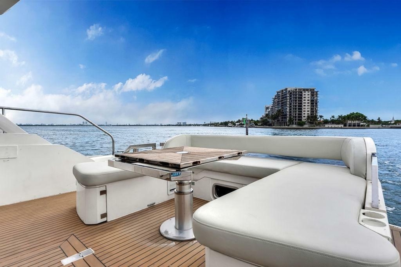 2012 Fairline Targa 58