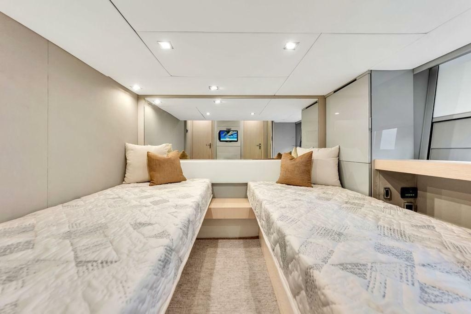 2012 Fairline Targa 58