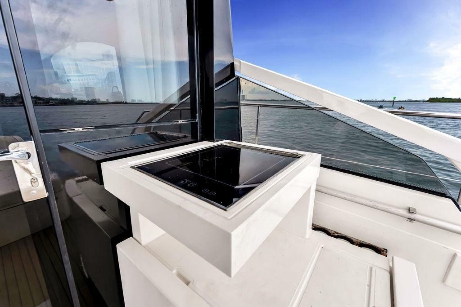 2012 Fairline Targa 58