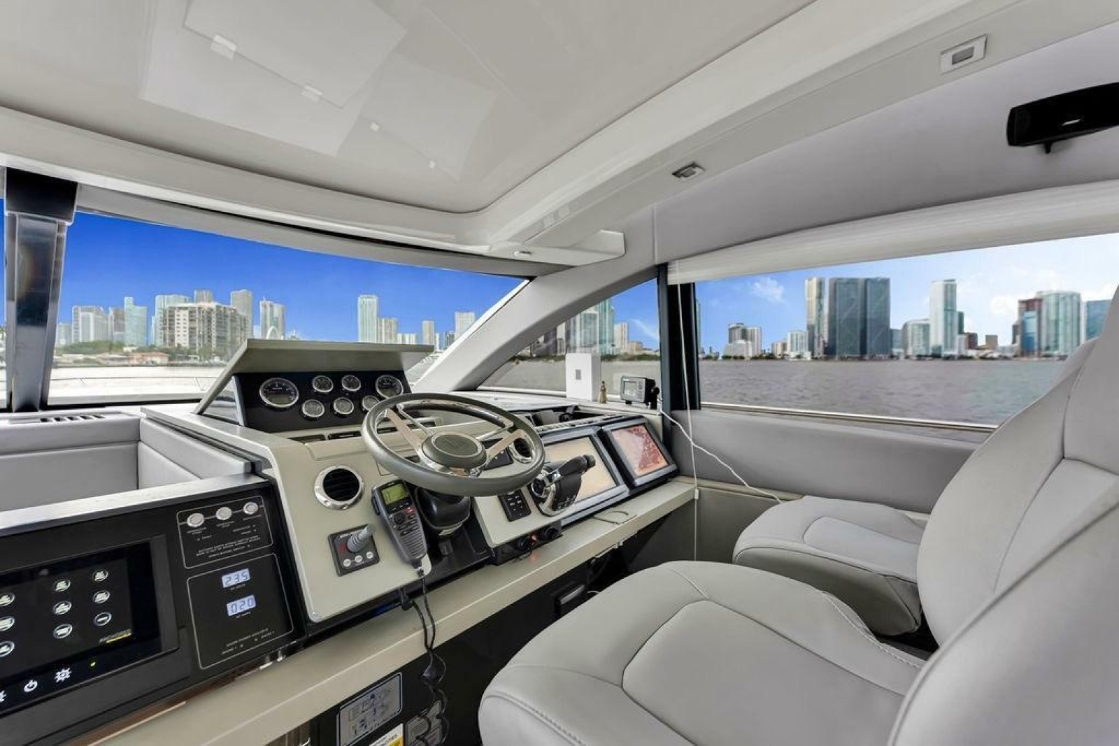 2012 Fairline Targa 58