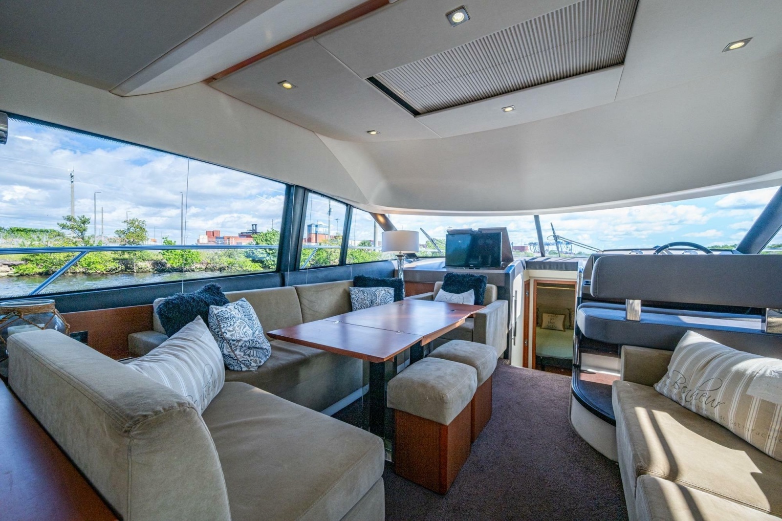 2012 Prestige 500