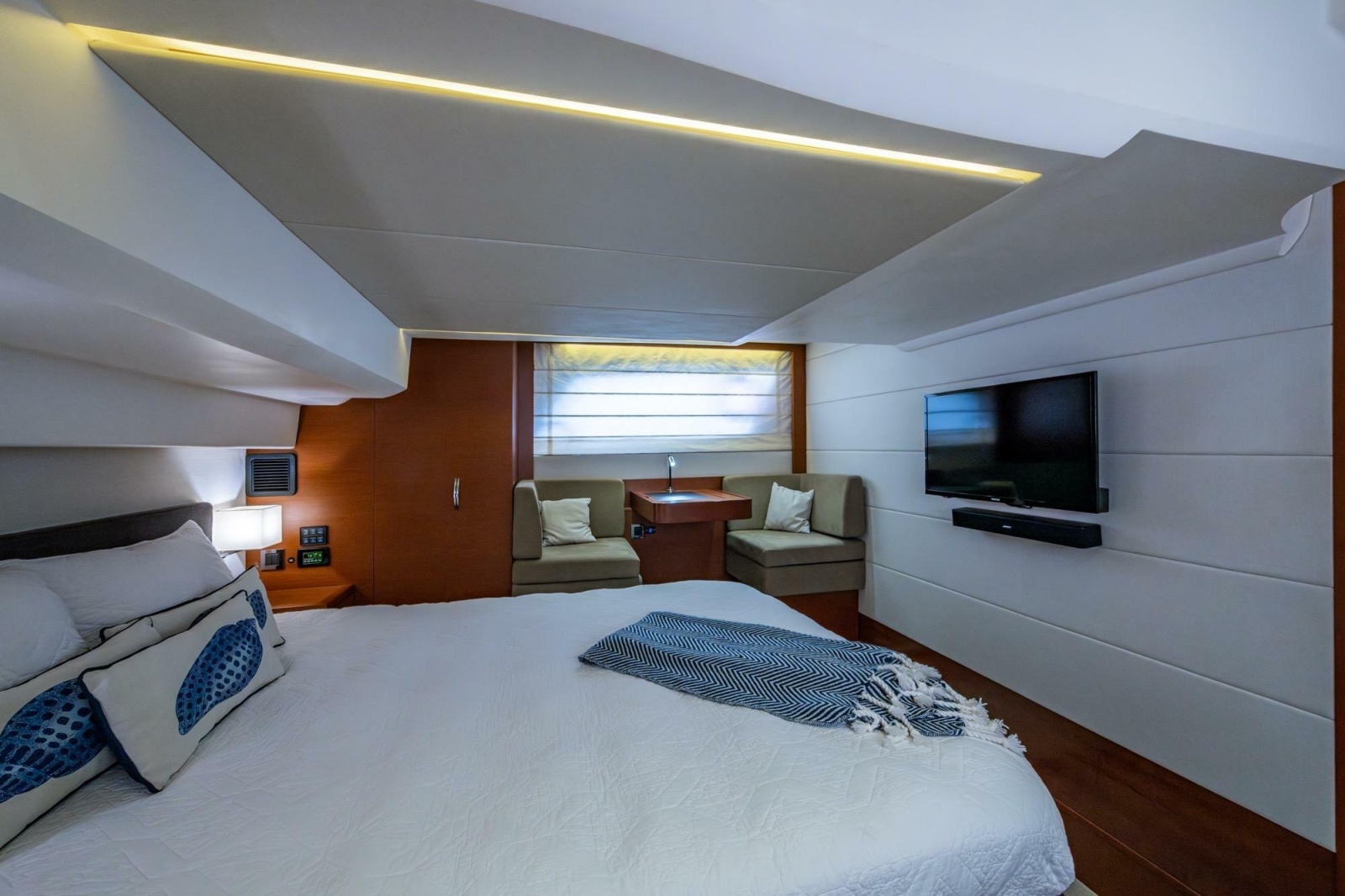 2012 Prestige 500