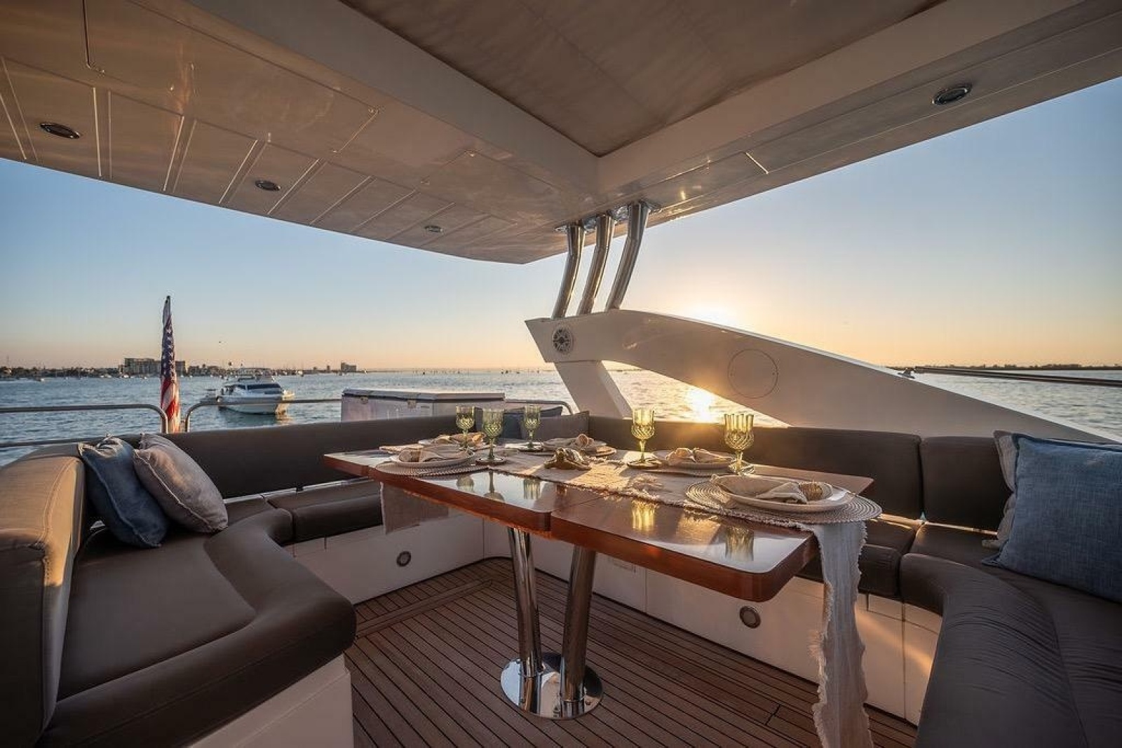 2012 Sunseeker Manhattan 73