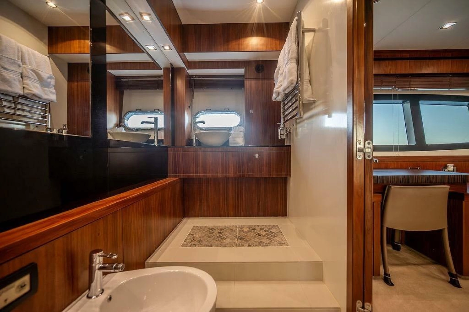2012 Sunseeker Manhattan 73