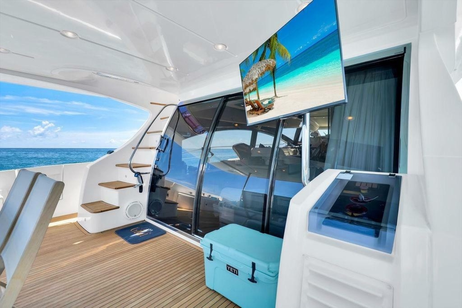 2011 Azimut 70