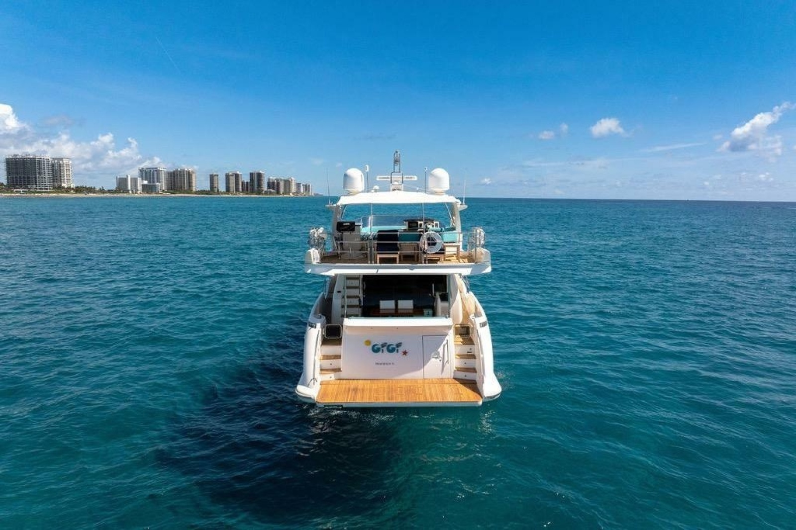 2011 Azimut 70