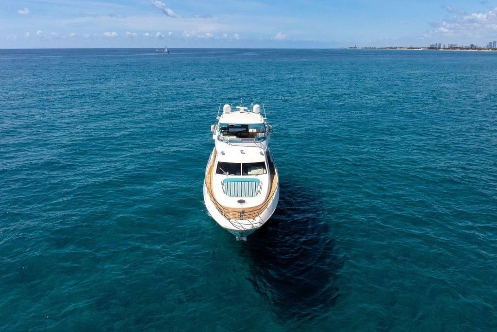 2011 Azimut 70