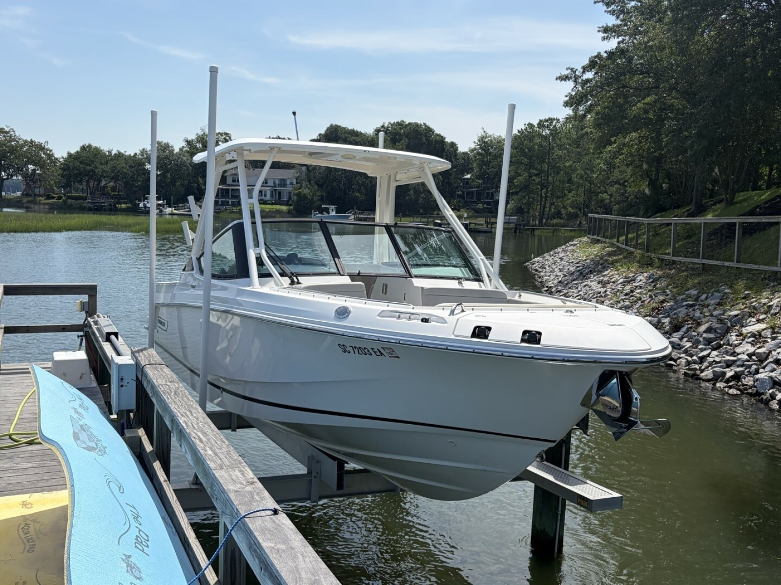 24ft Boston Whaler Yacht For Sale