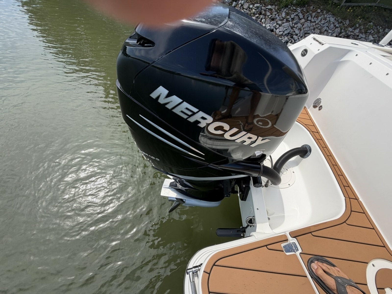 24ft Boston Whaler Yacht For Sale