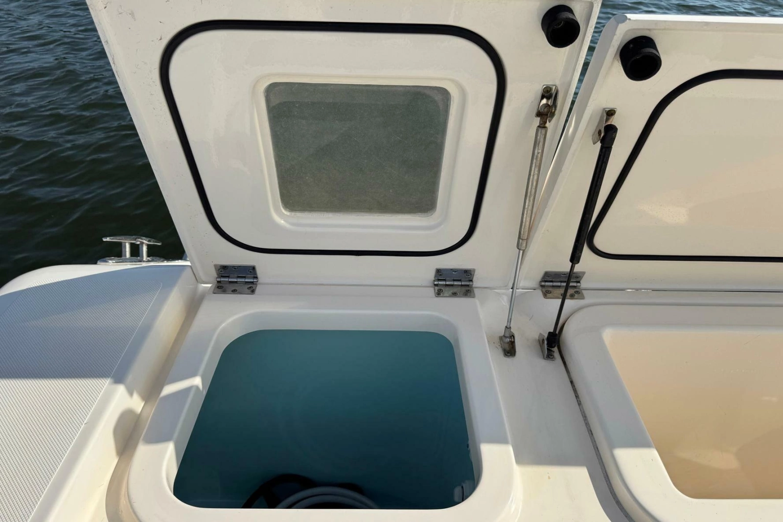 2011 Pursuit OS 375 Offshore