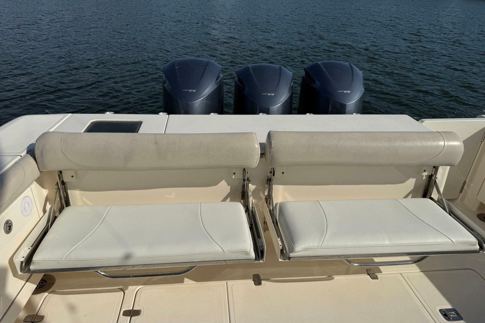 2011 Pursuit OS 375 Offshore