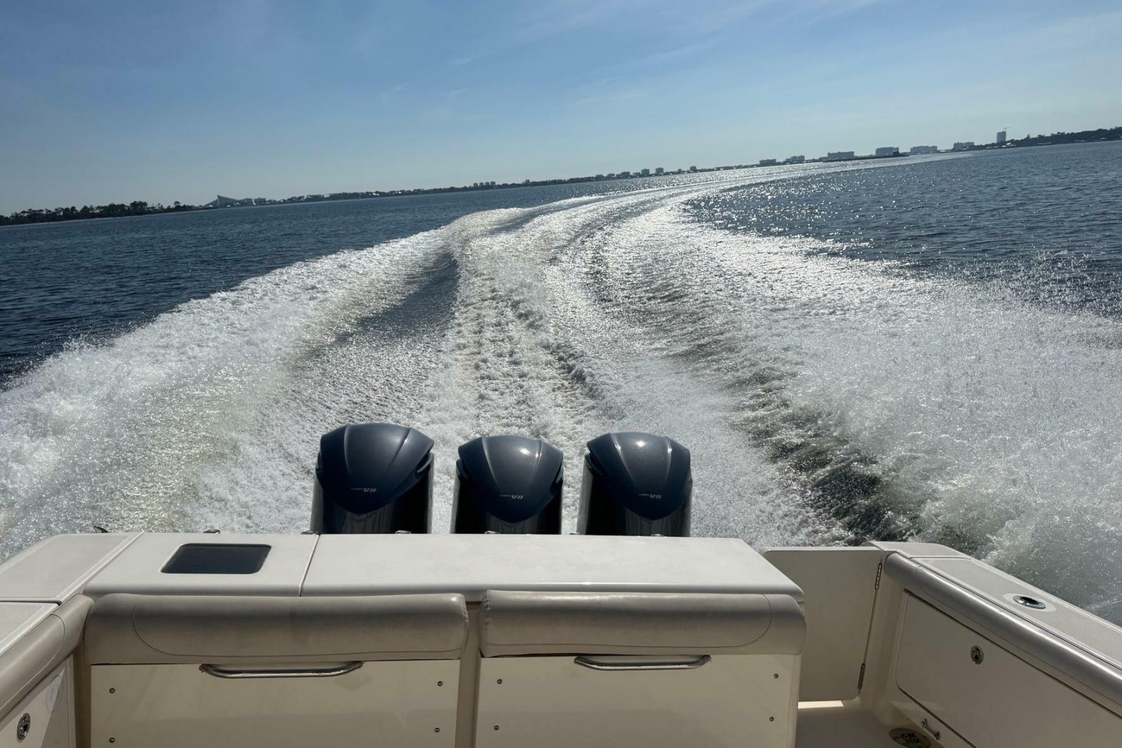 2011 Pursuit OS 375 Offshore