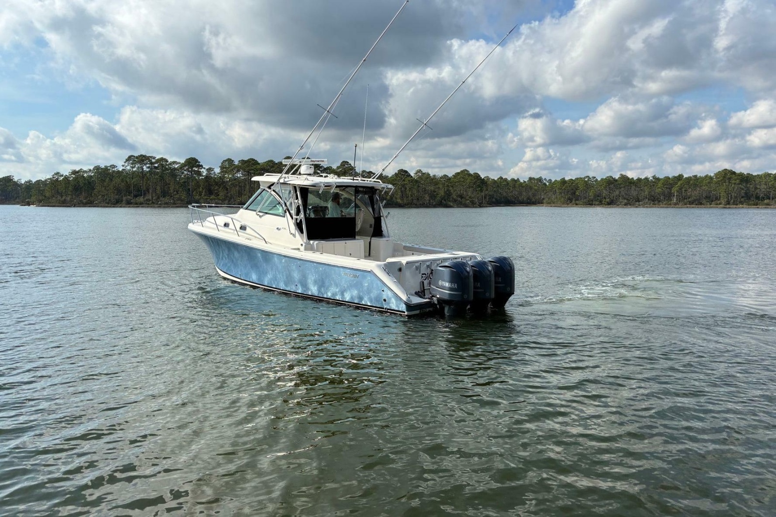 2011 Pursuit OS 375 Offshore