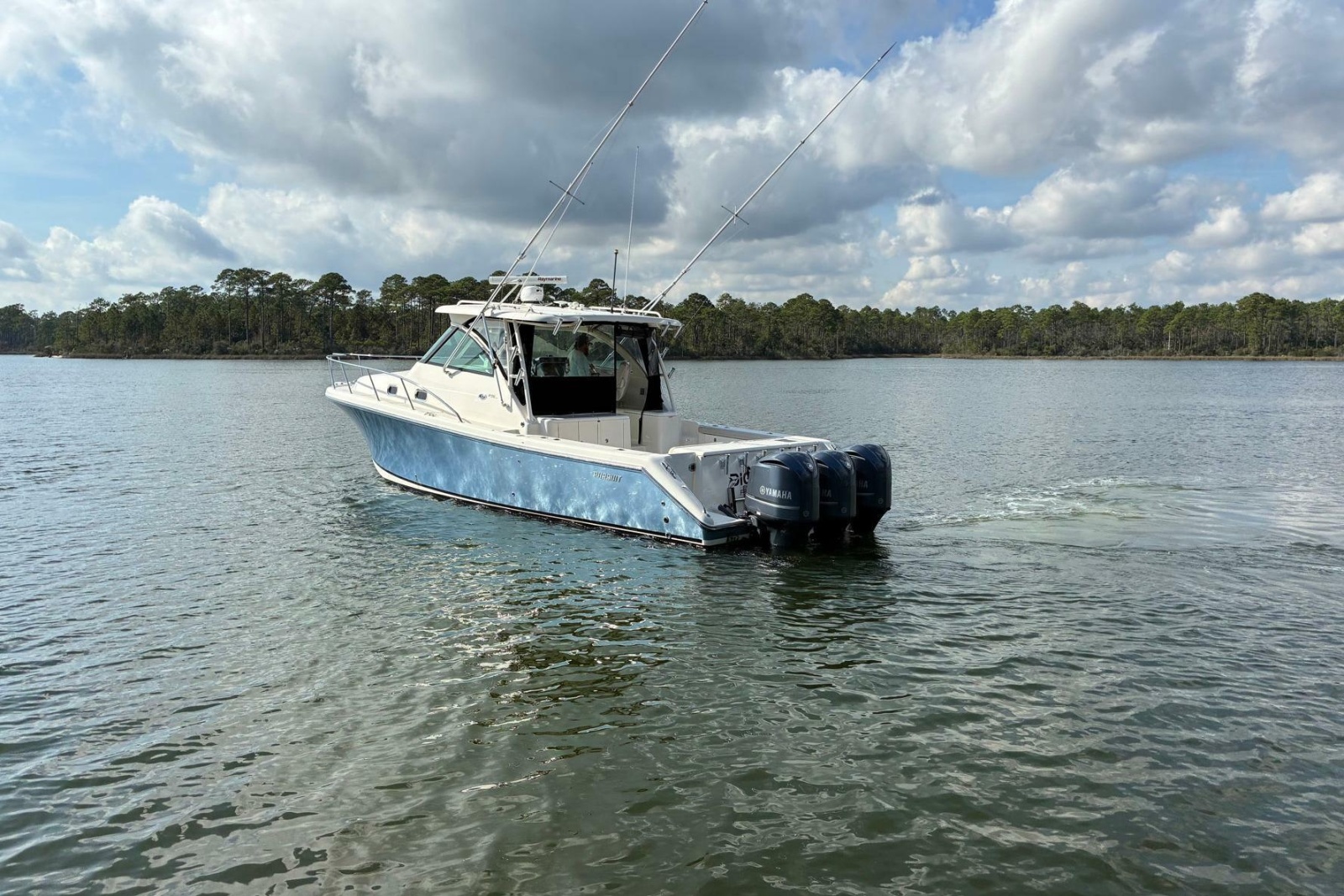 2011 Pursuit OS 375 Offshore