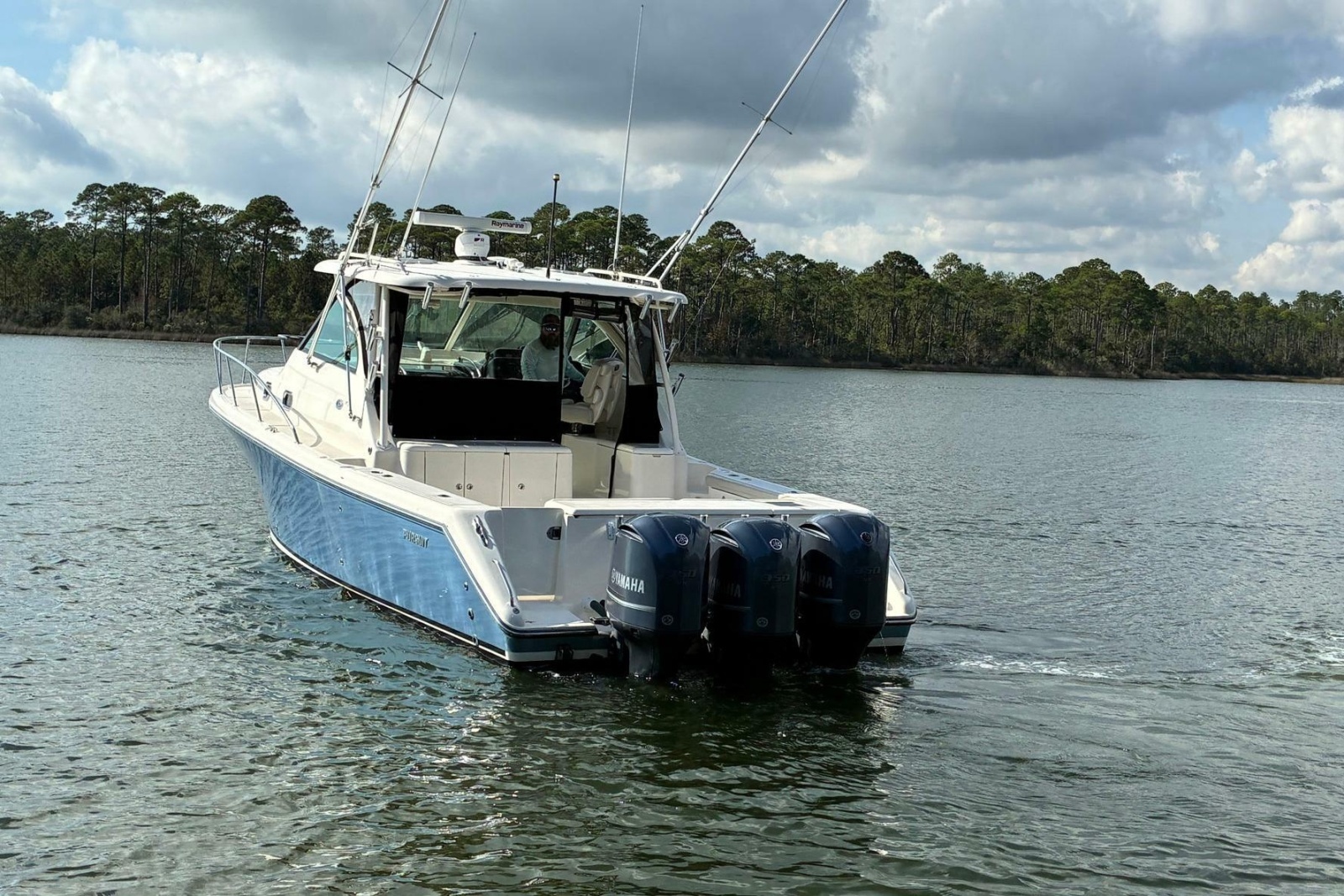 2011 Pursuit OS 375 Offshore