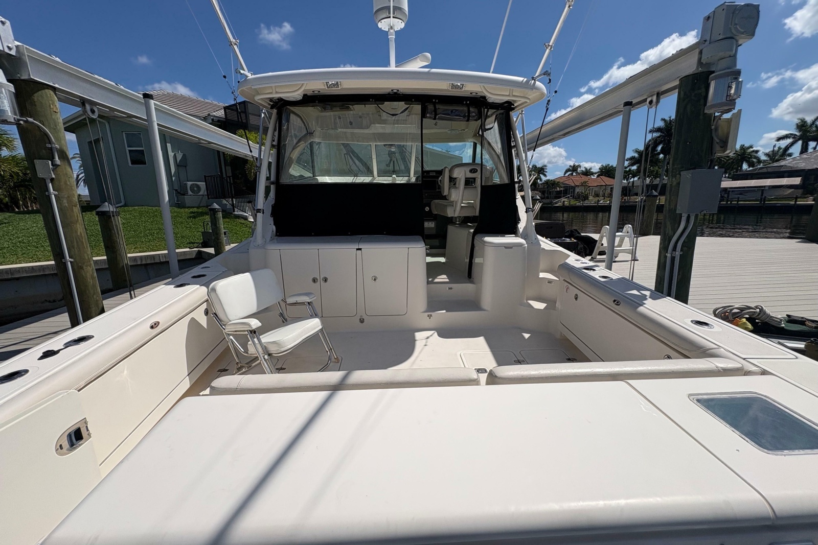 2011 Pursuit OS 375 Offshore