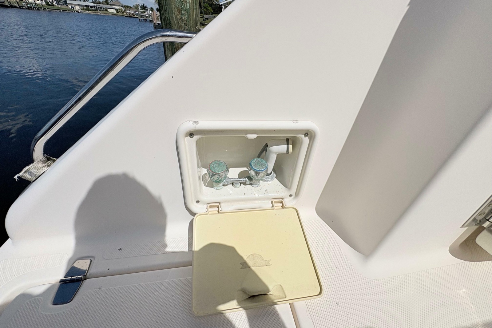 2011 Pursuit OS 375 Offshore