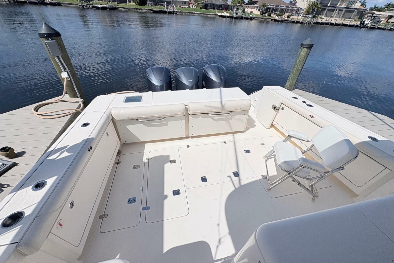 2011 Pursuit OS 375 Offshore