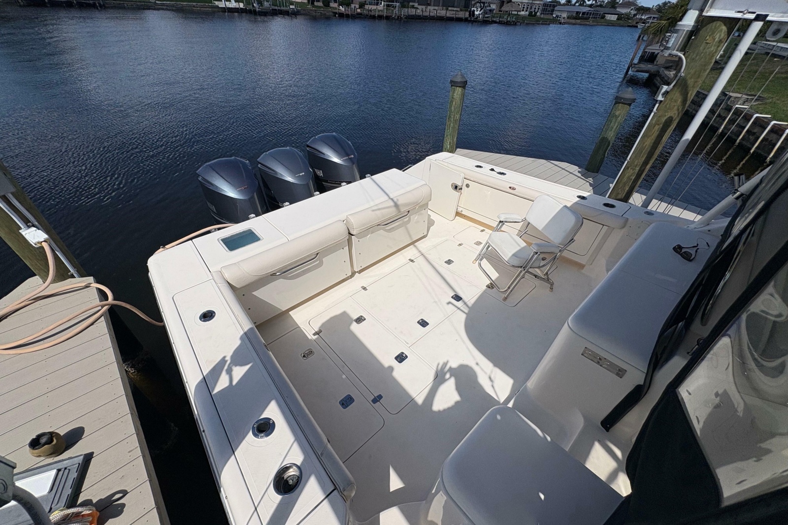 2011 Pursuit OS 375 Offshore