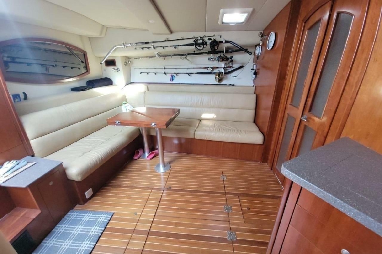 2011 Rampage 41 Express