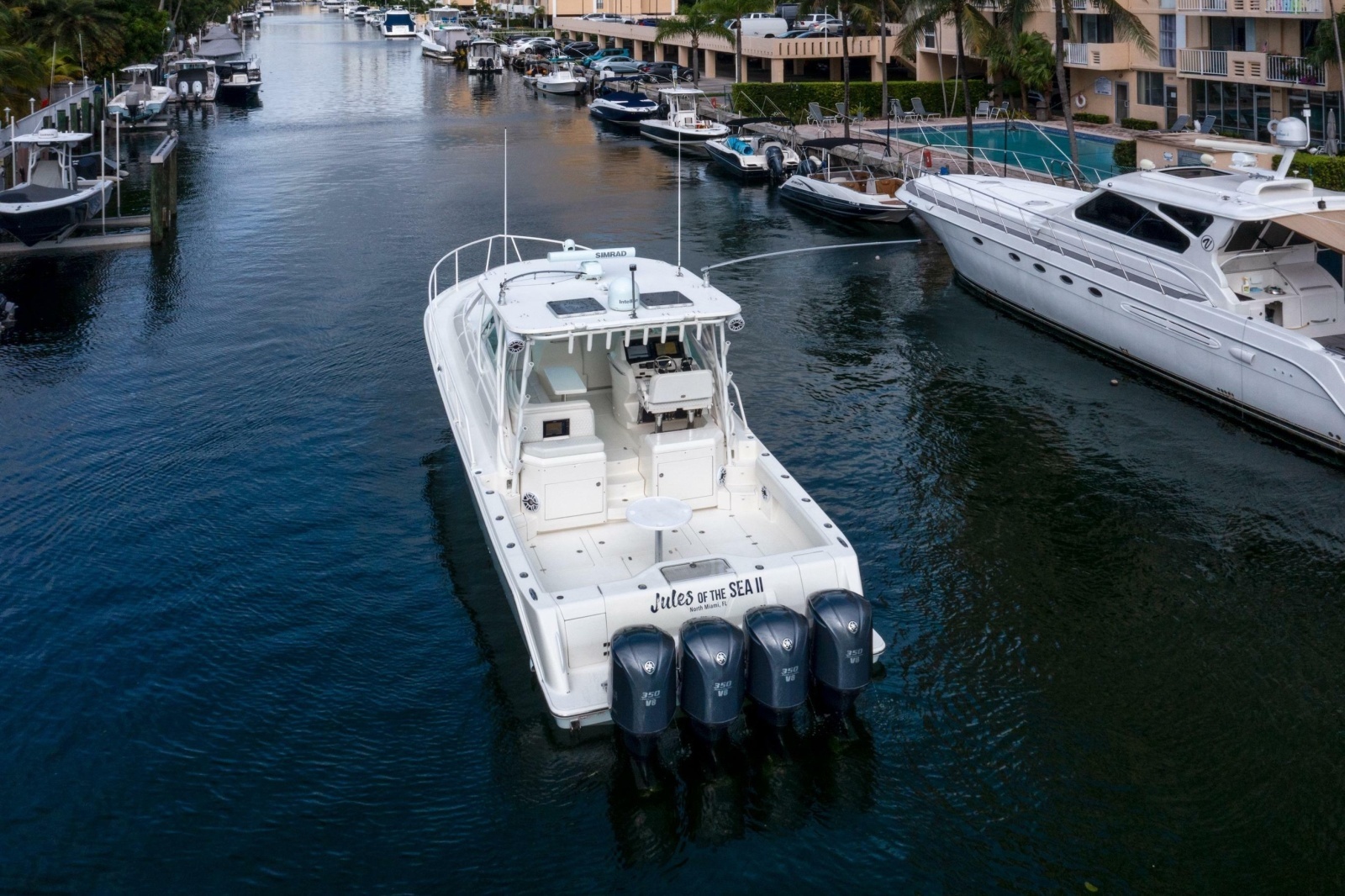 2011 SeaVee 430 Sportfish Express