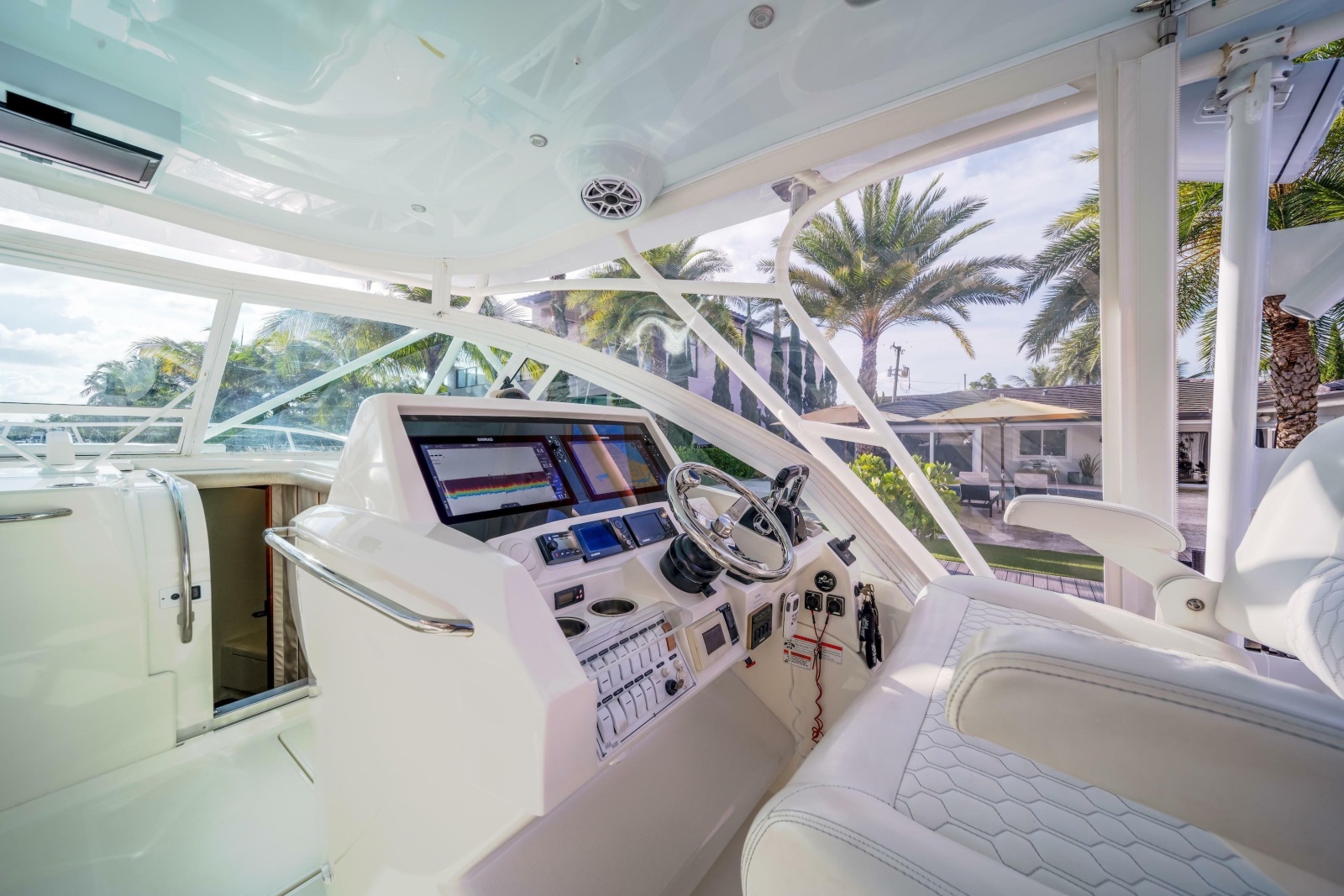 2011 SeaVee 430 Sportfish Express