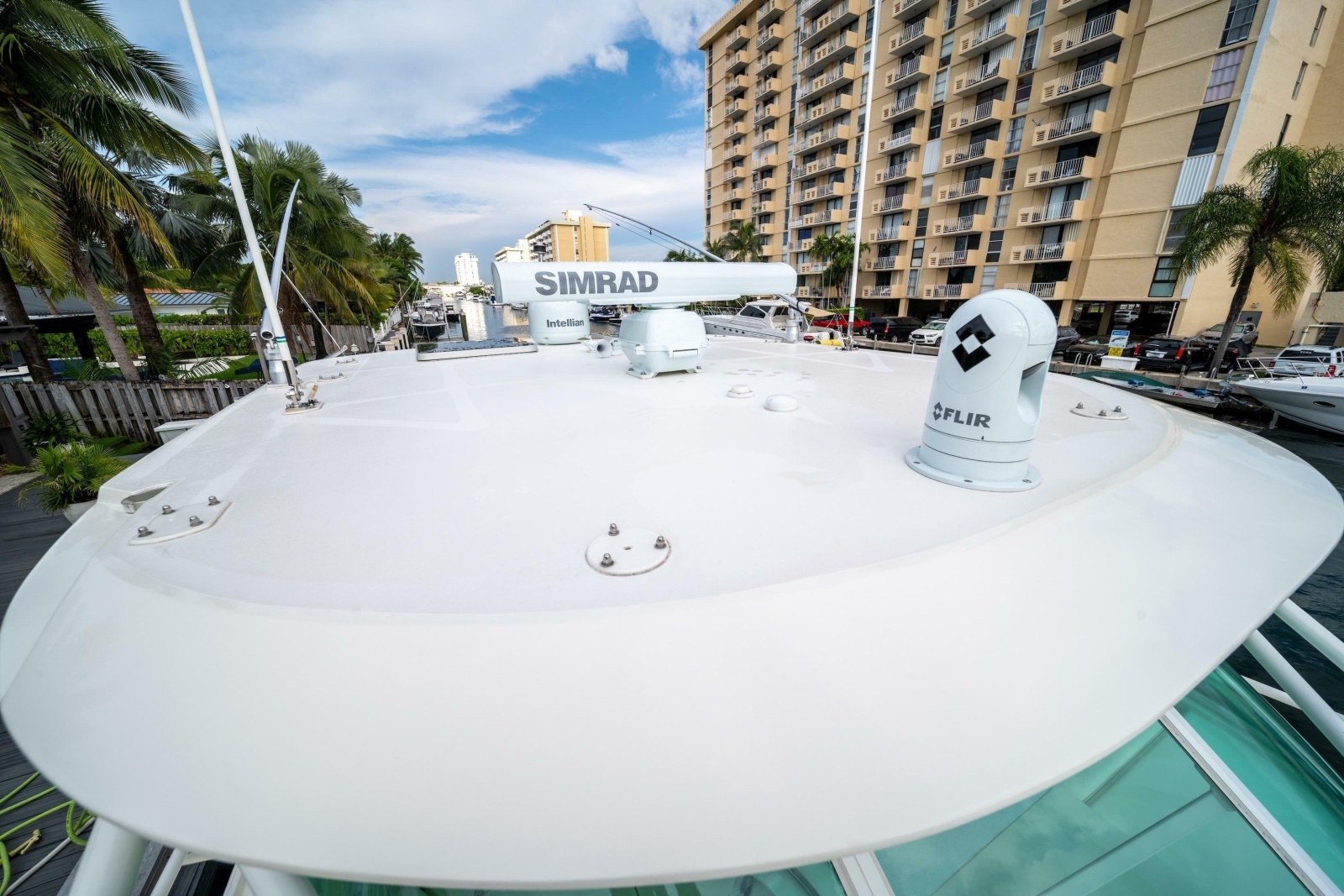 2011 SeaVee 430 Sportfish Express