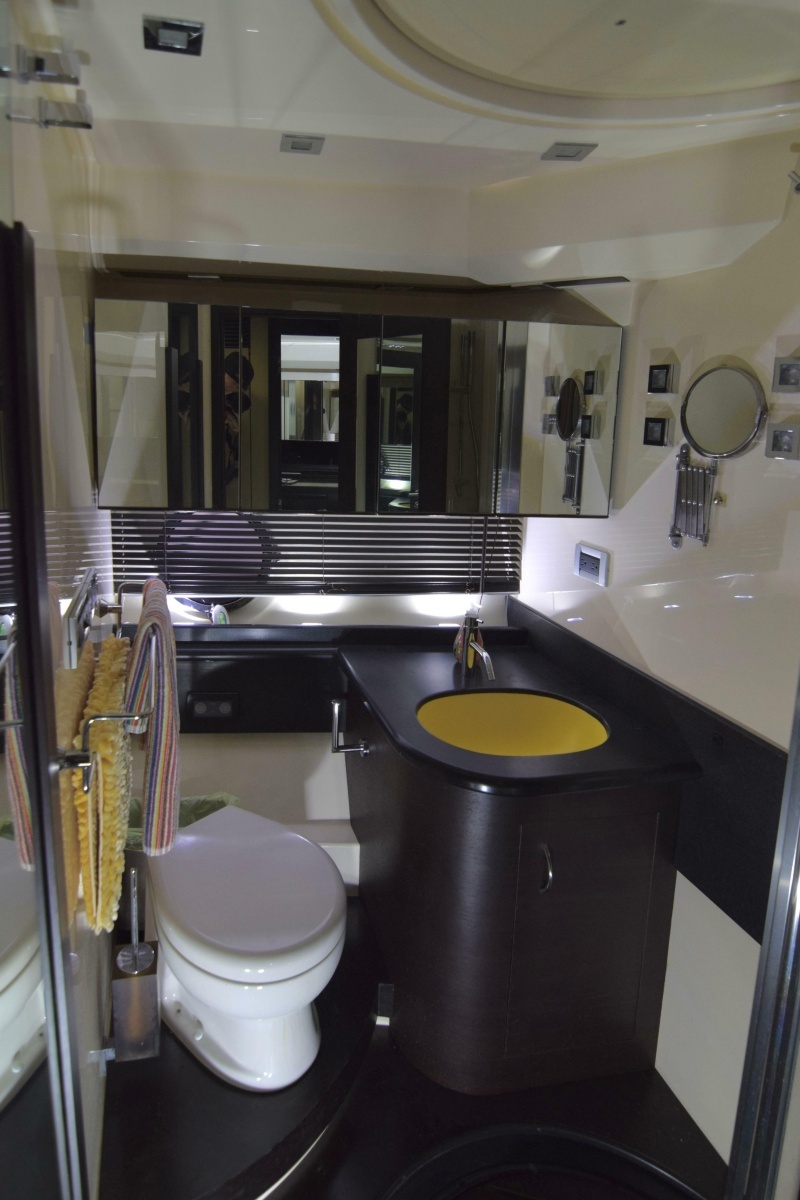 2010 Azimut 62S