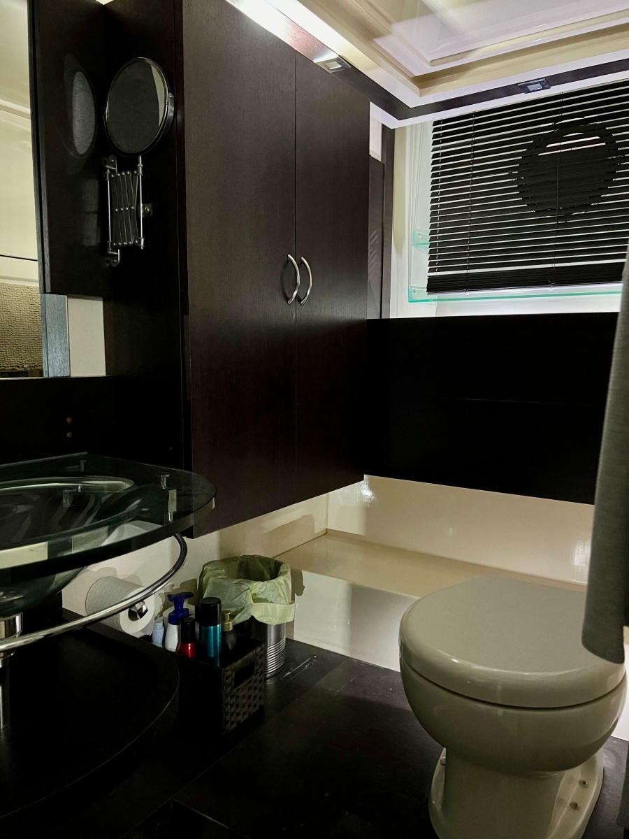 2010 Azimut 62S