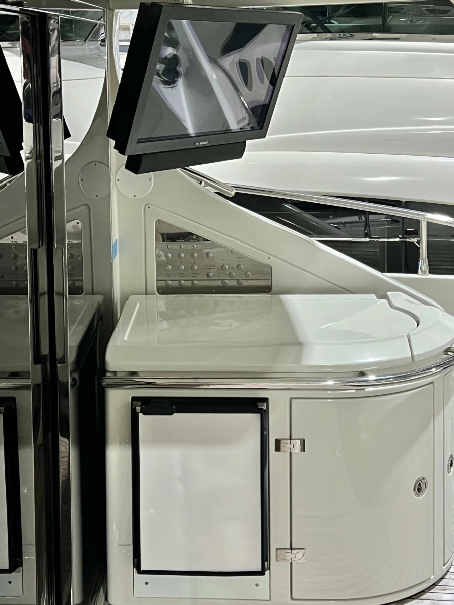 2010 Azimut 62S
