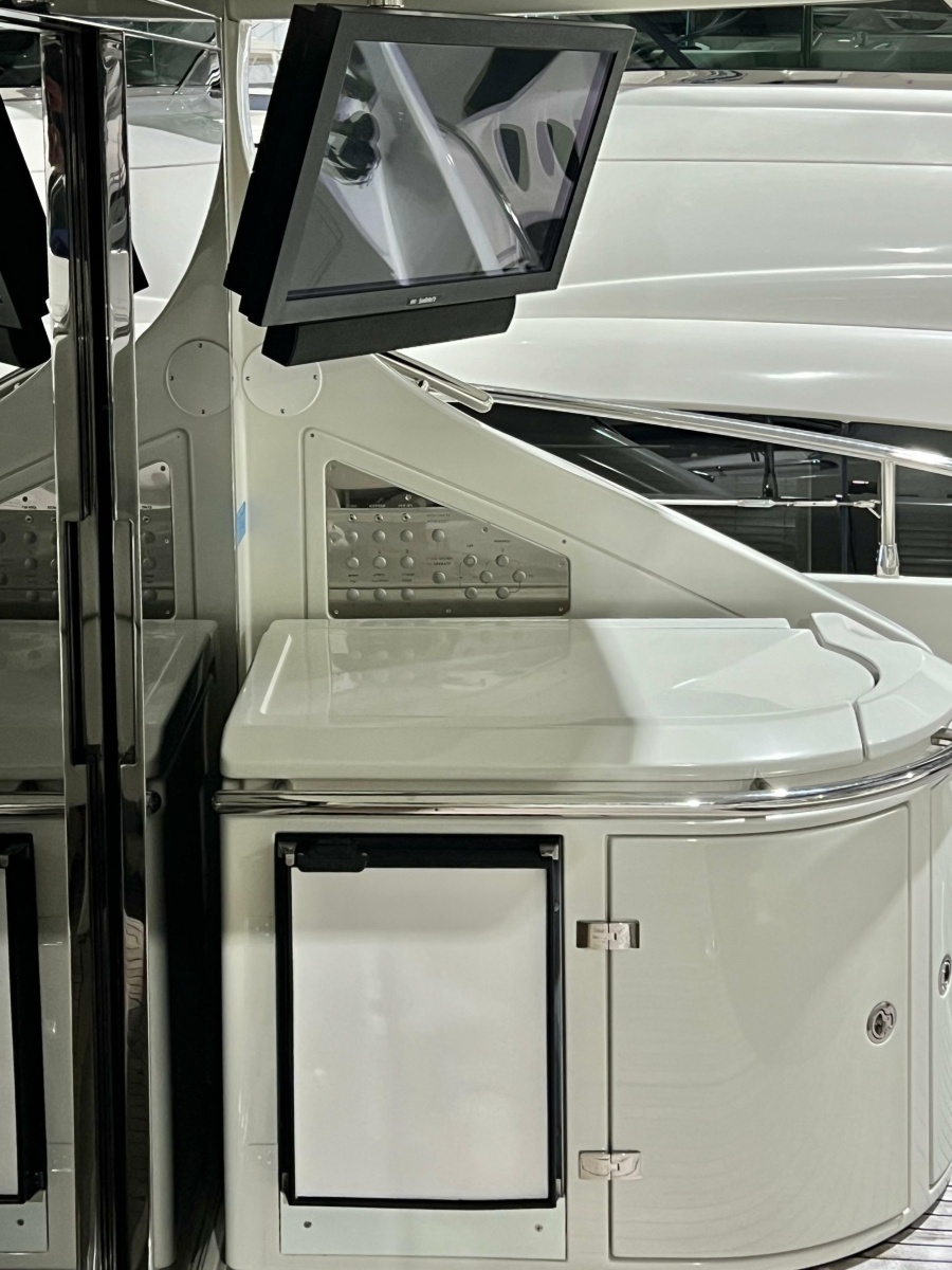 2010 Azimut 62S