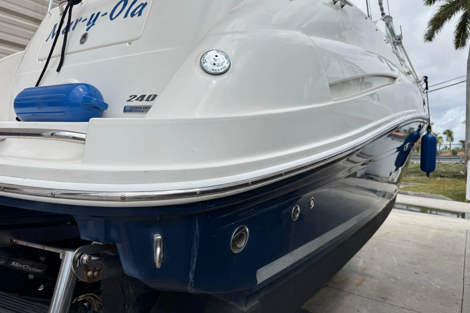 24ft Sea Ray Yacht For Sale