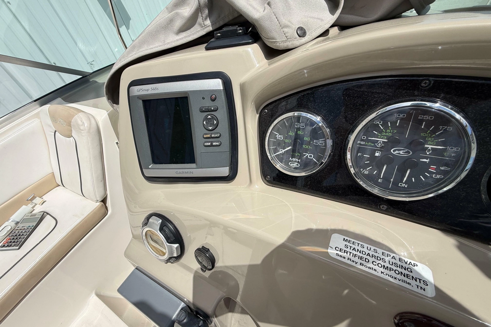 24ft Sea Ray Yacht For Sale