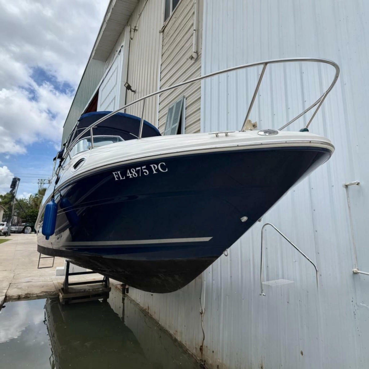 24ft Sea Ray Yacht For Sale