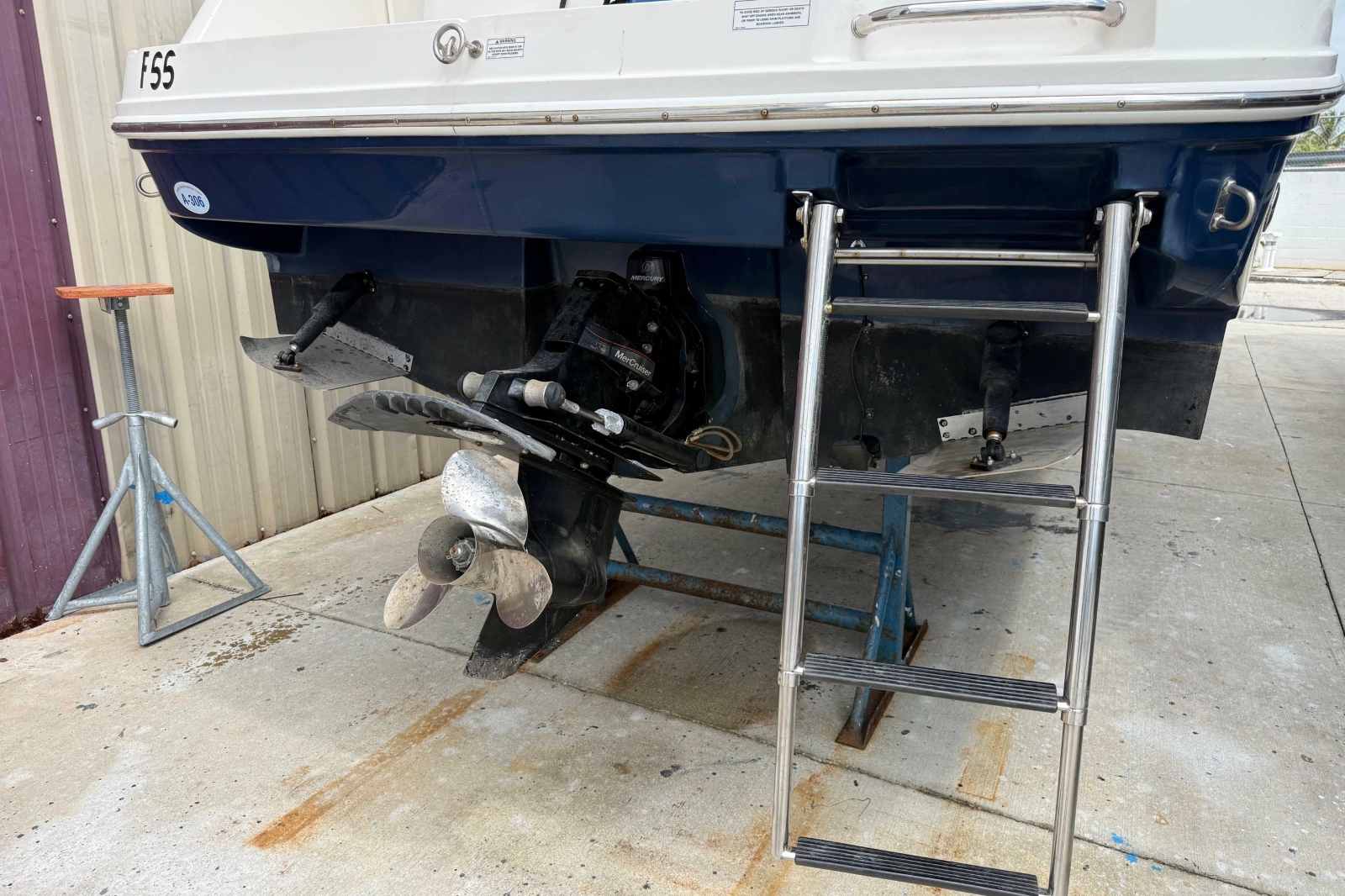 24ft Sea Ray Yacht For Sale
