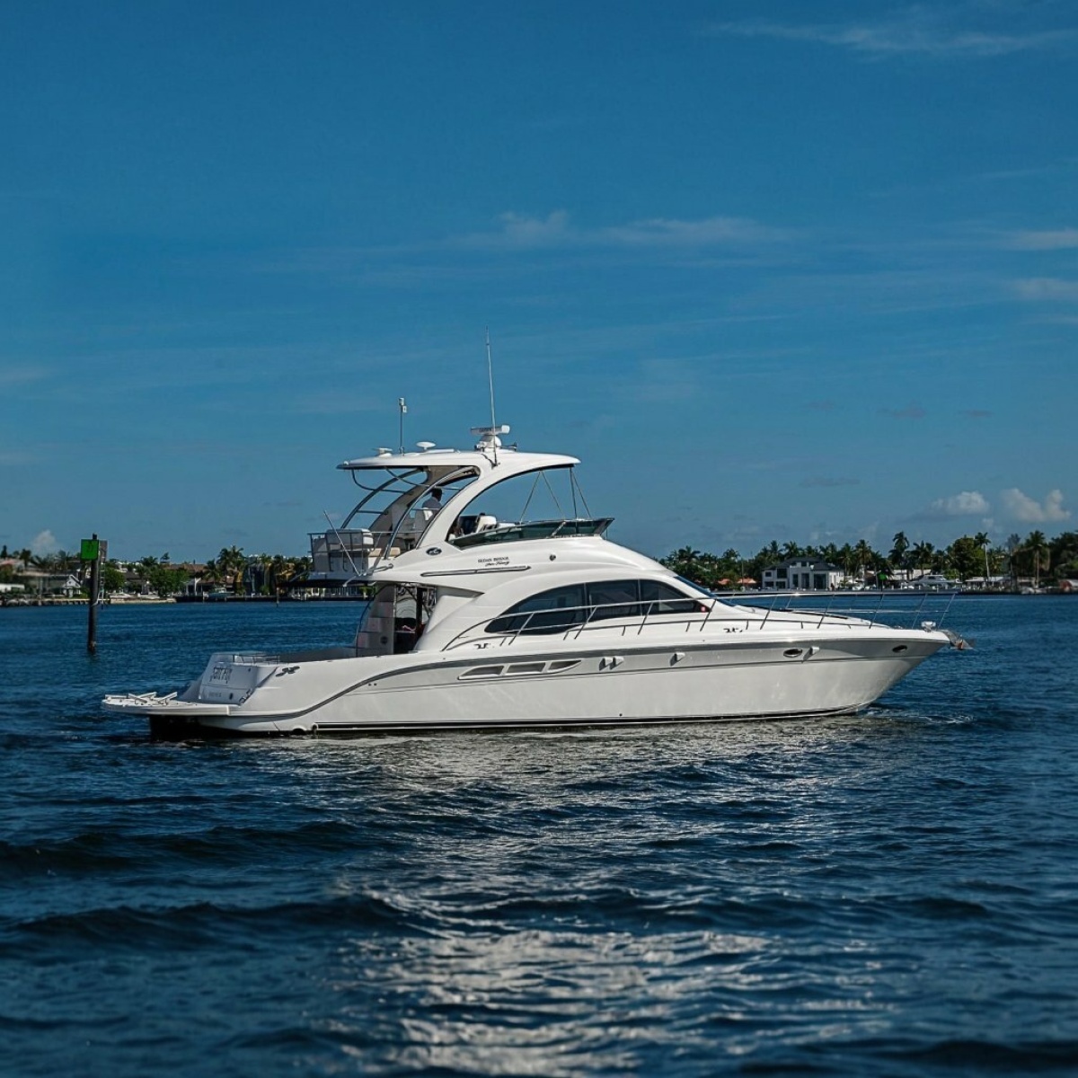 2010 Sea Ray 520 Sedan Bridge