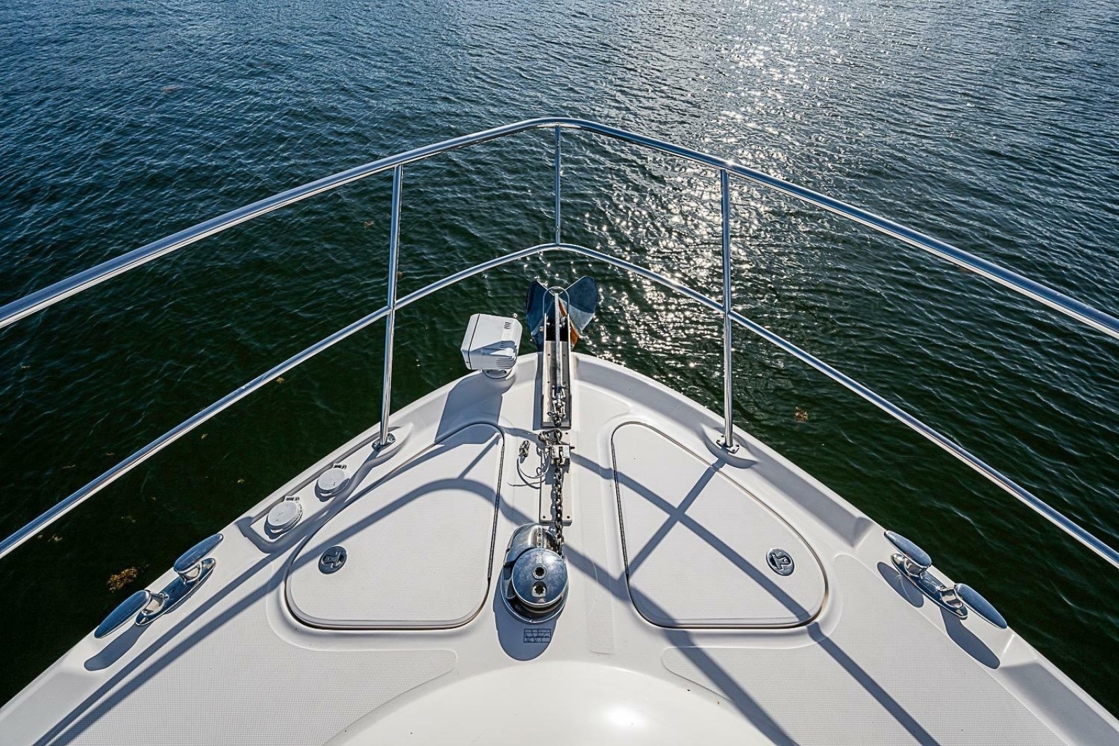 2010 Sea Ray 520 Sedan Bridge