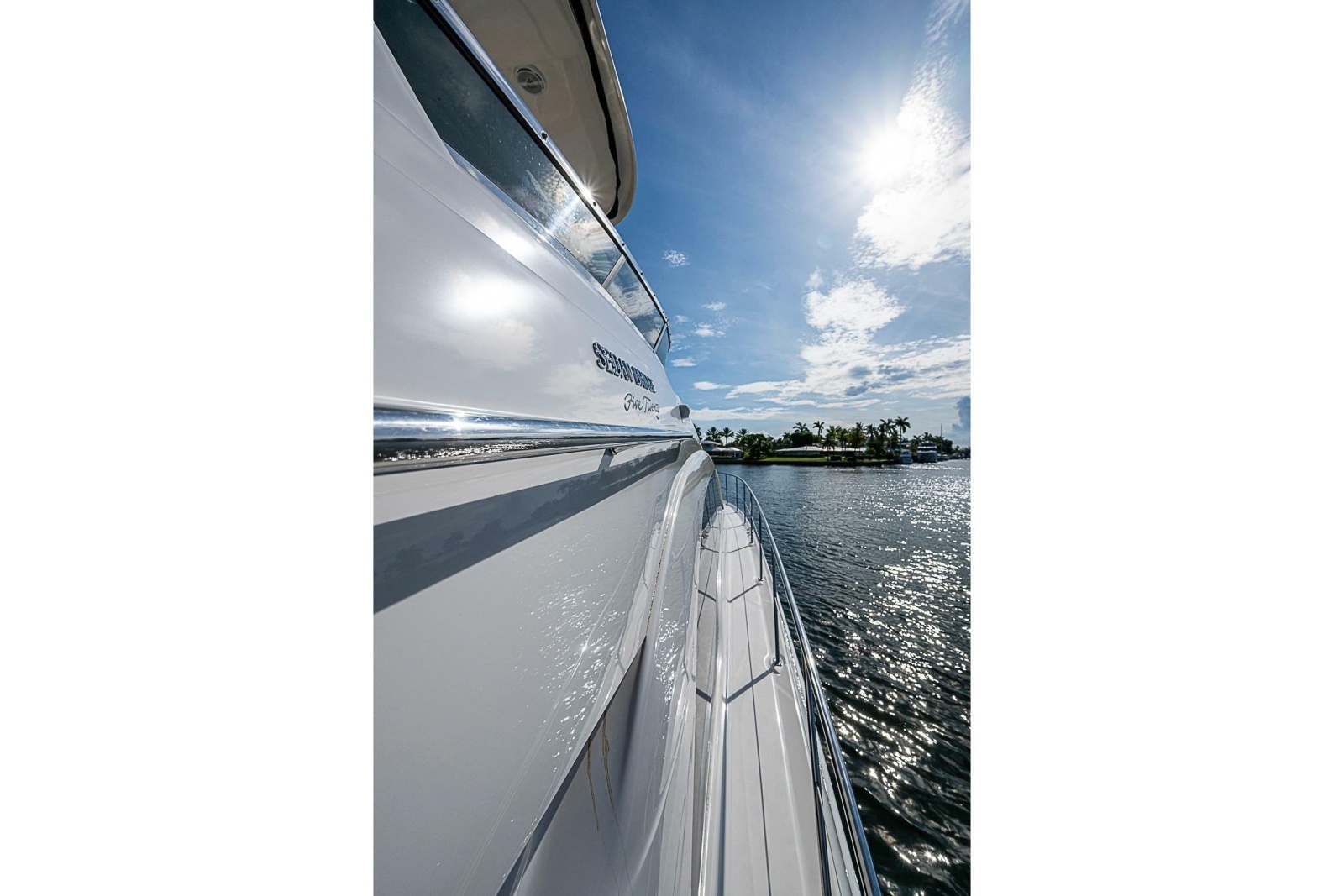 2010 Sea Ray 520 Sedan Bridge