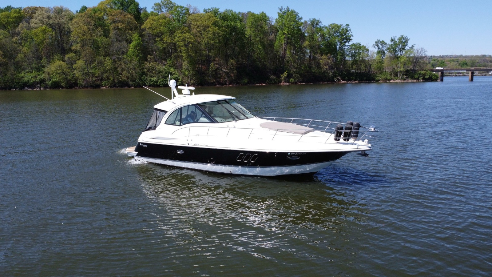 2009 Cruisers Yachts 420 Sports Coupe