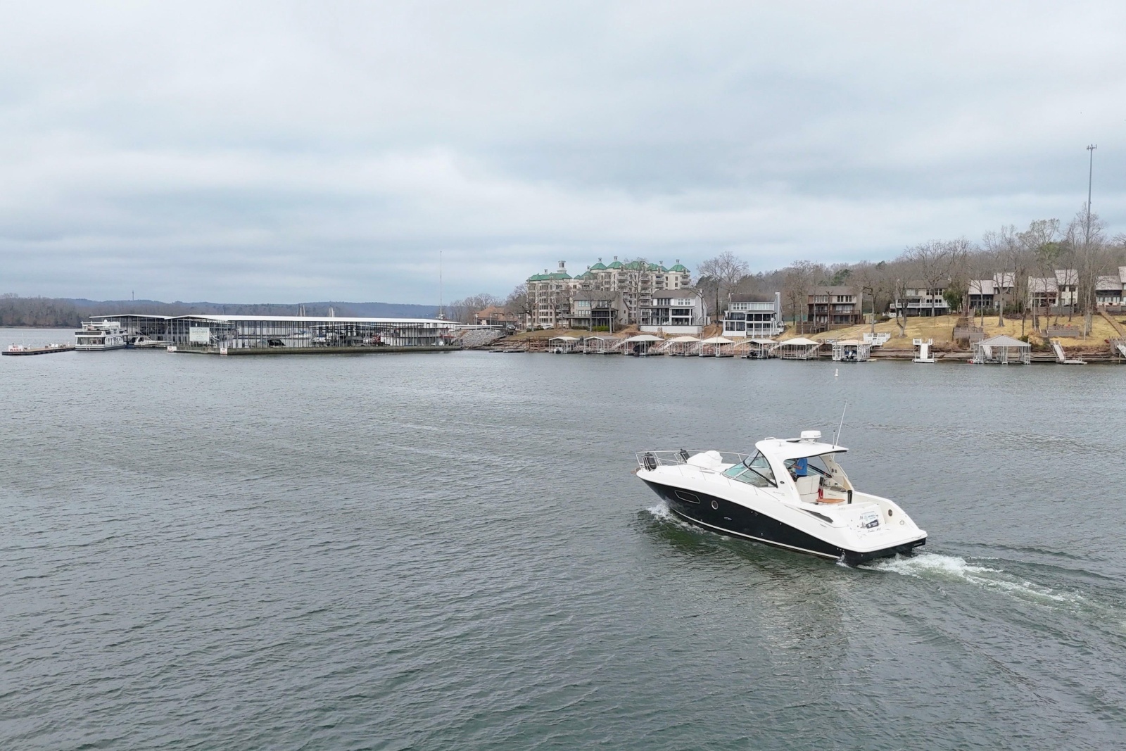 2009 Sea Ray Sundancer 350