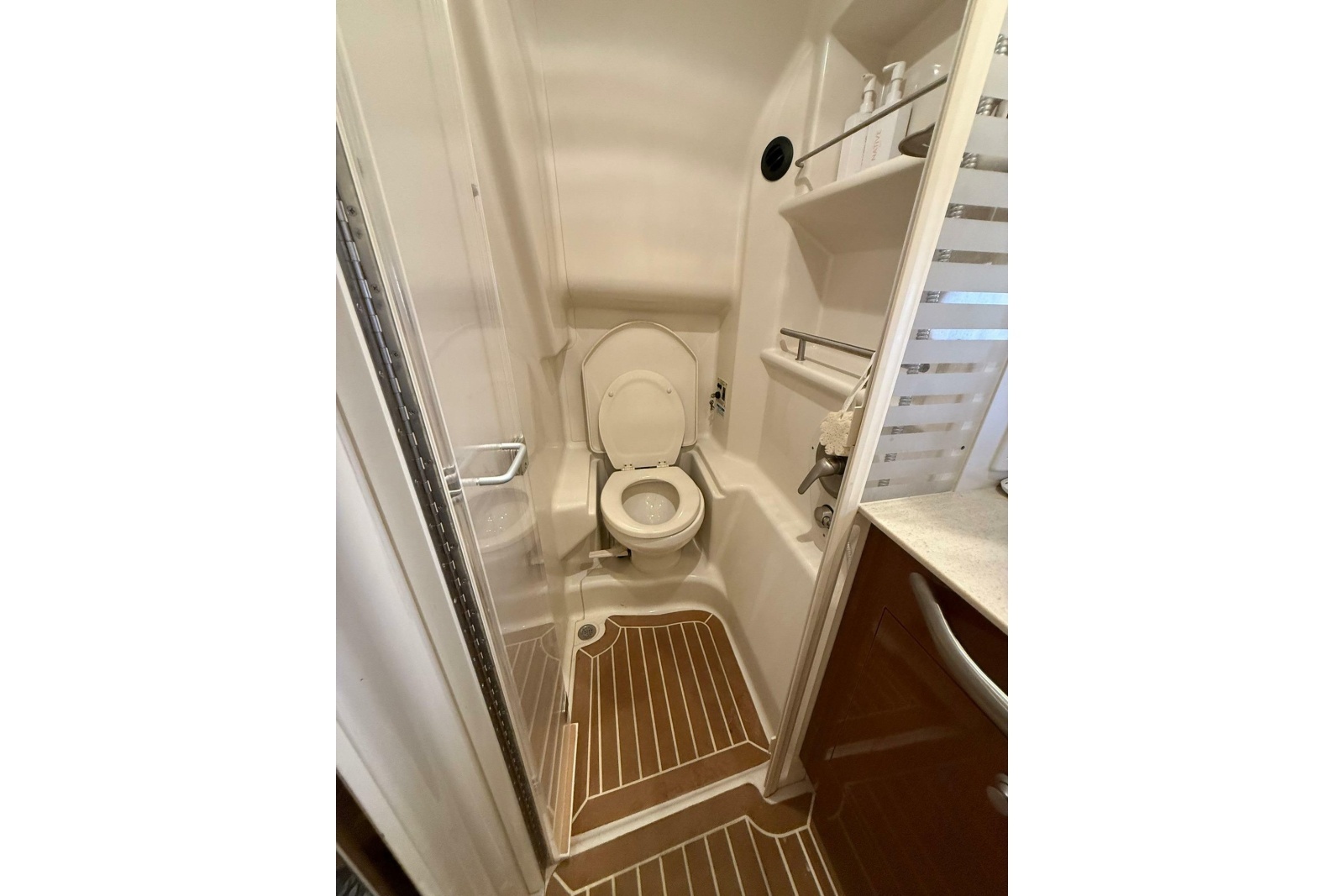 2009 Sea Ray Sundancer 350