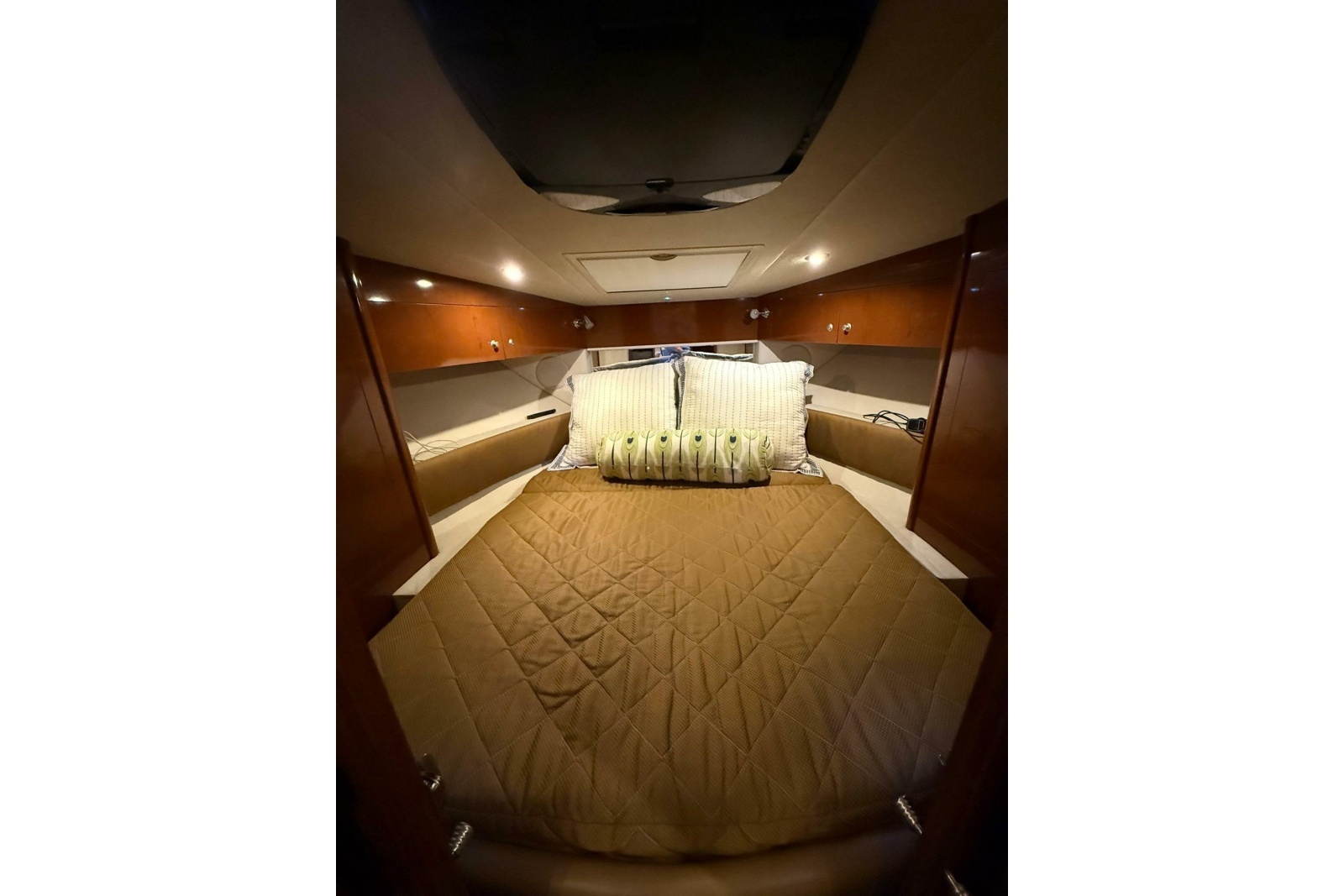 2009 Sea Ray Sundancer 350