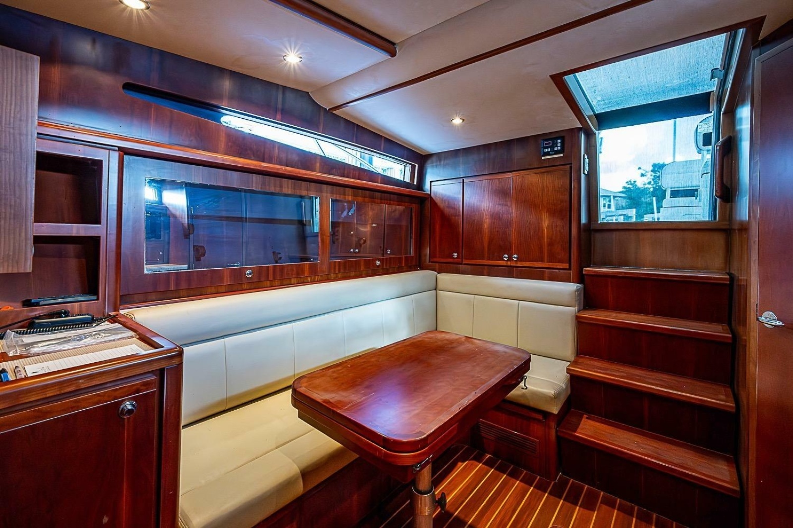 2008 Bertram 360