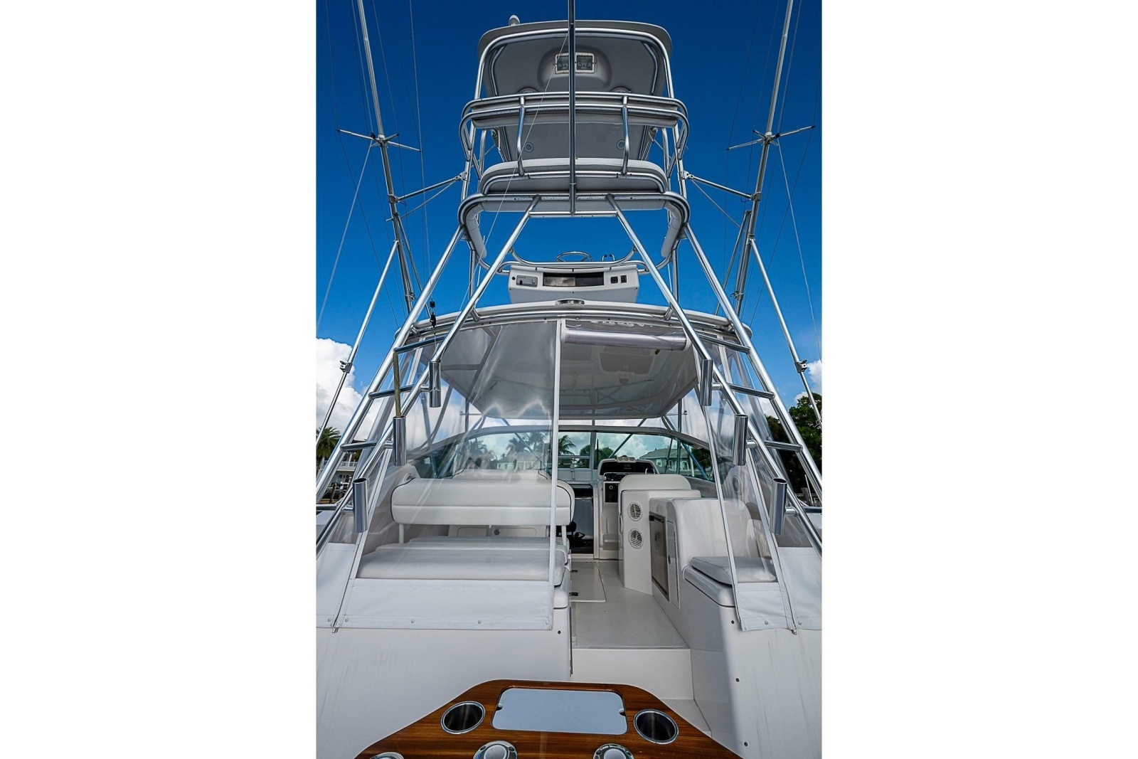 2008 Bertram 360