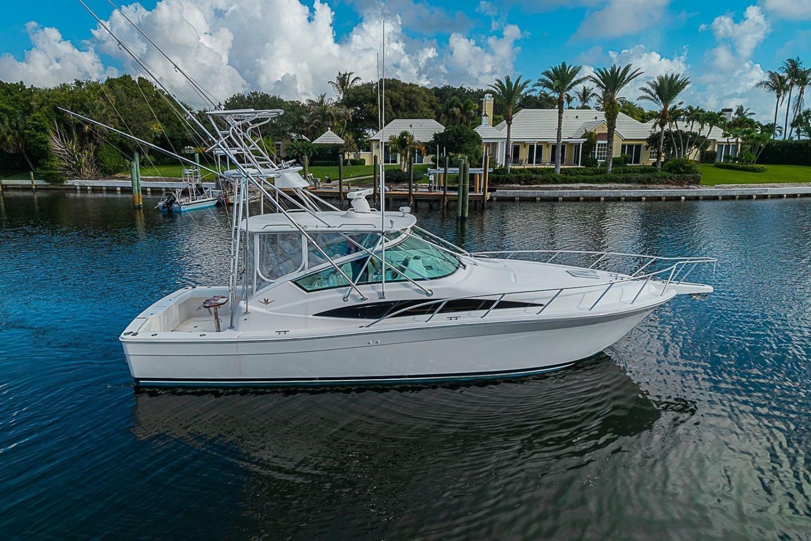 2008 Bertram 360
