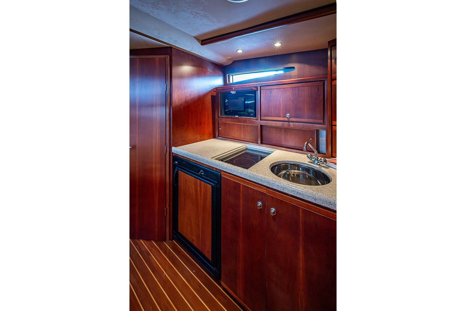 2008 Bertram 360