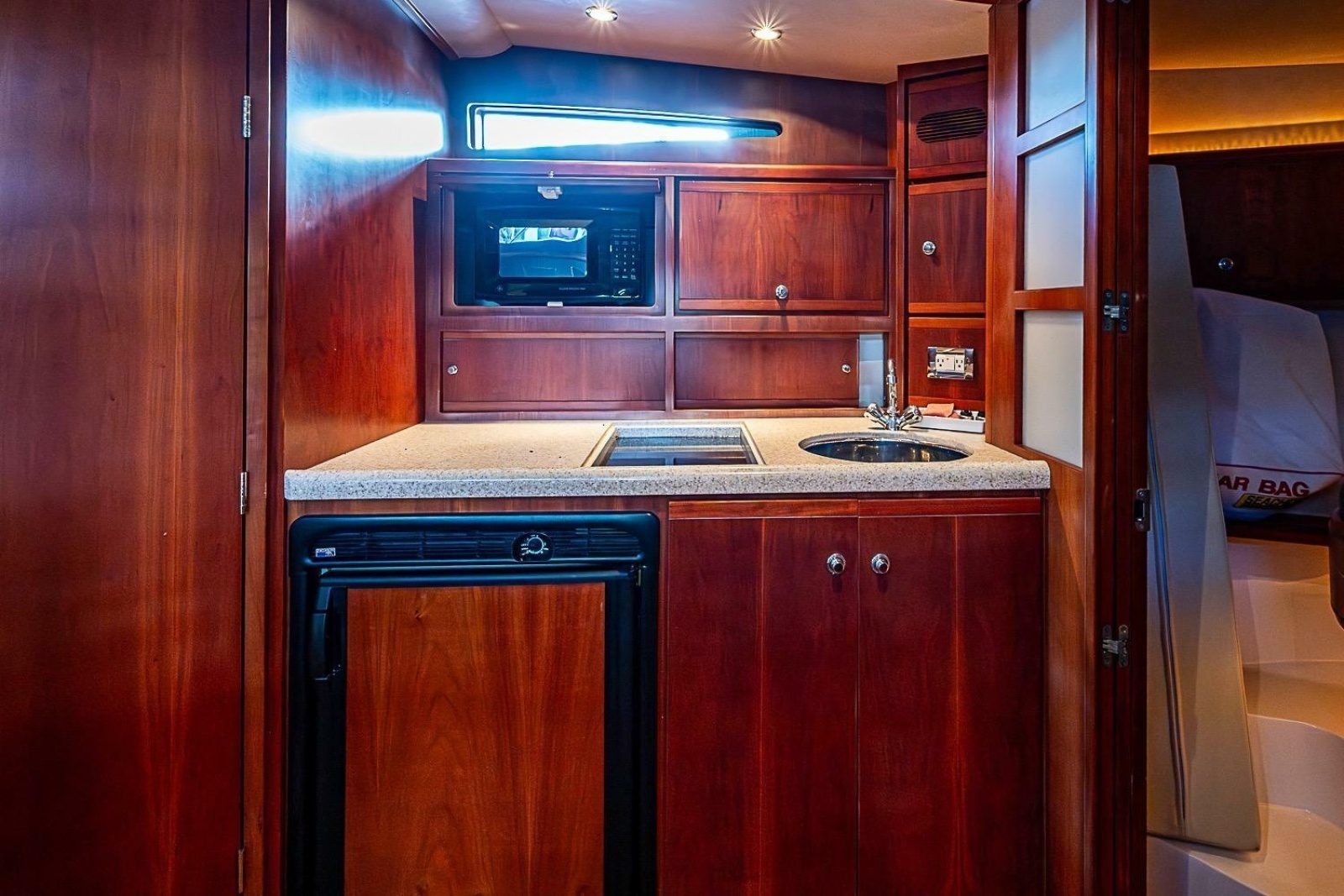 2008 Bertram 360