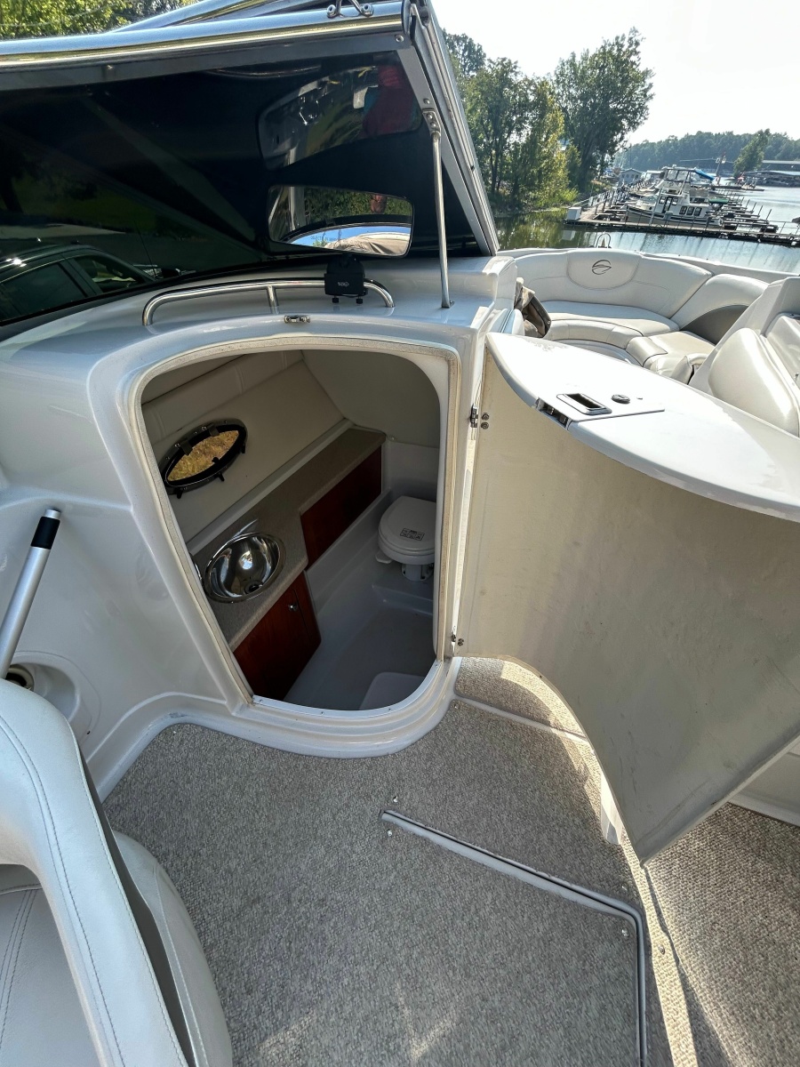 2008 Crownline 300 LS