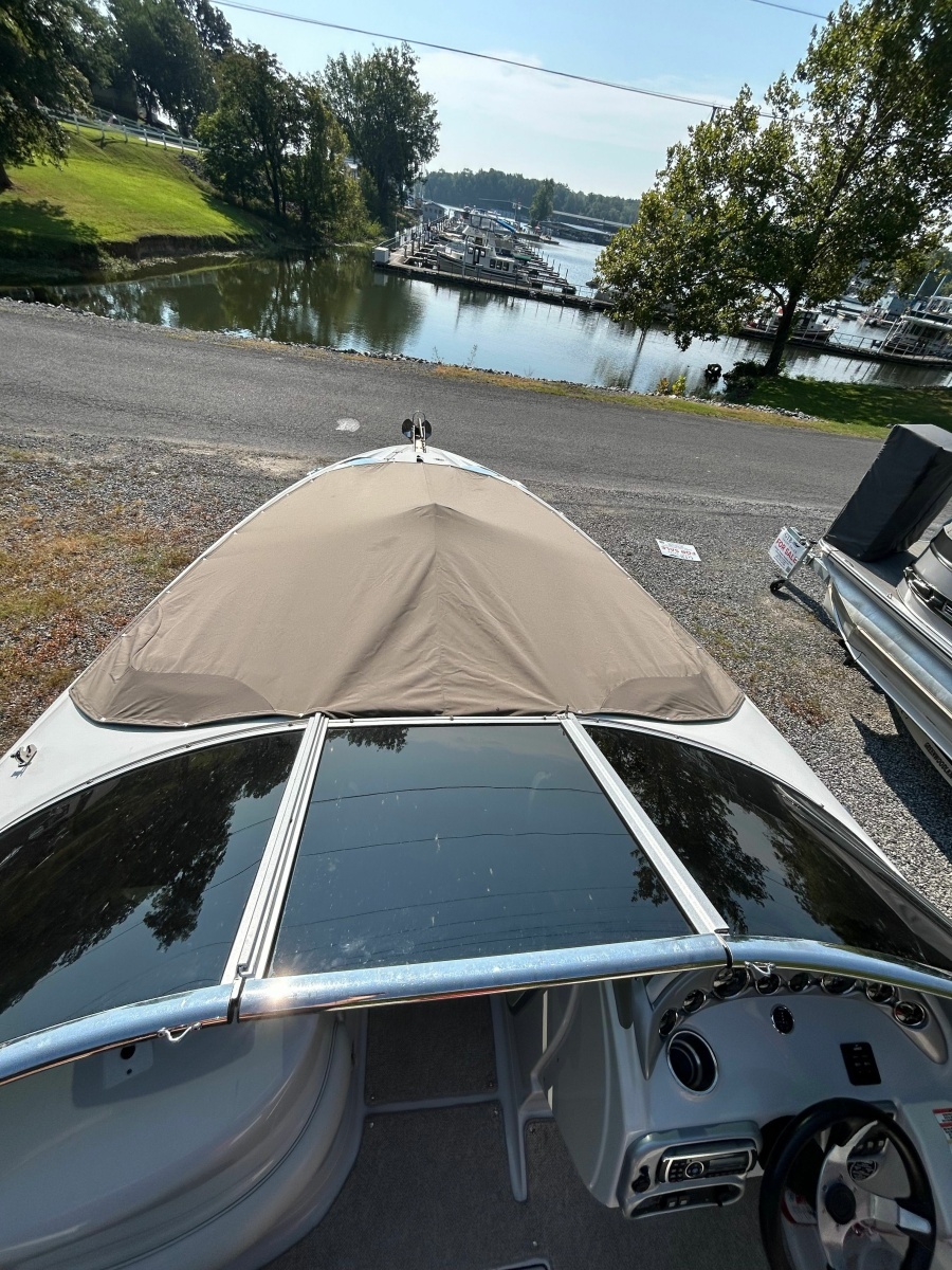 2008 Crownline 300 LS